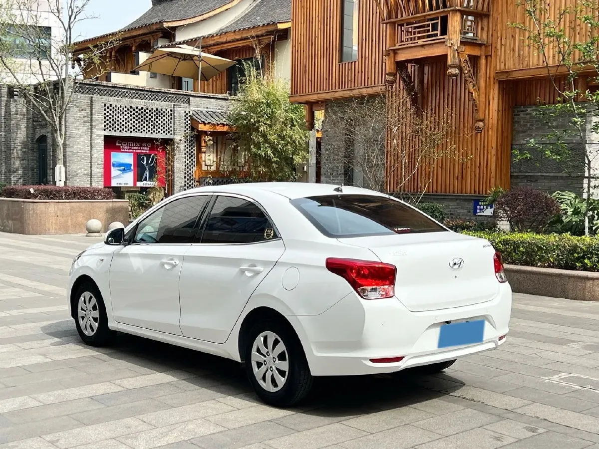 2017 Hyundai Reina 1.4L 95HP L4 5MT,autocango,china used car exporter,china ev exporter,chinese used car exporter,chinese used ev exporter