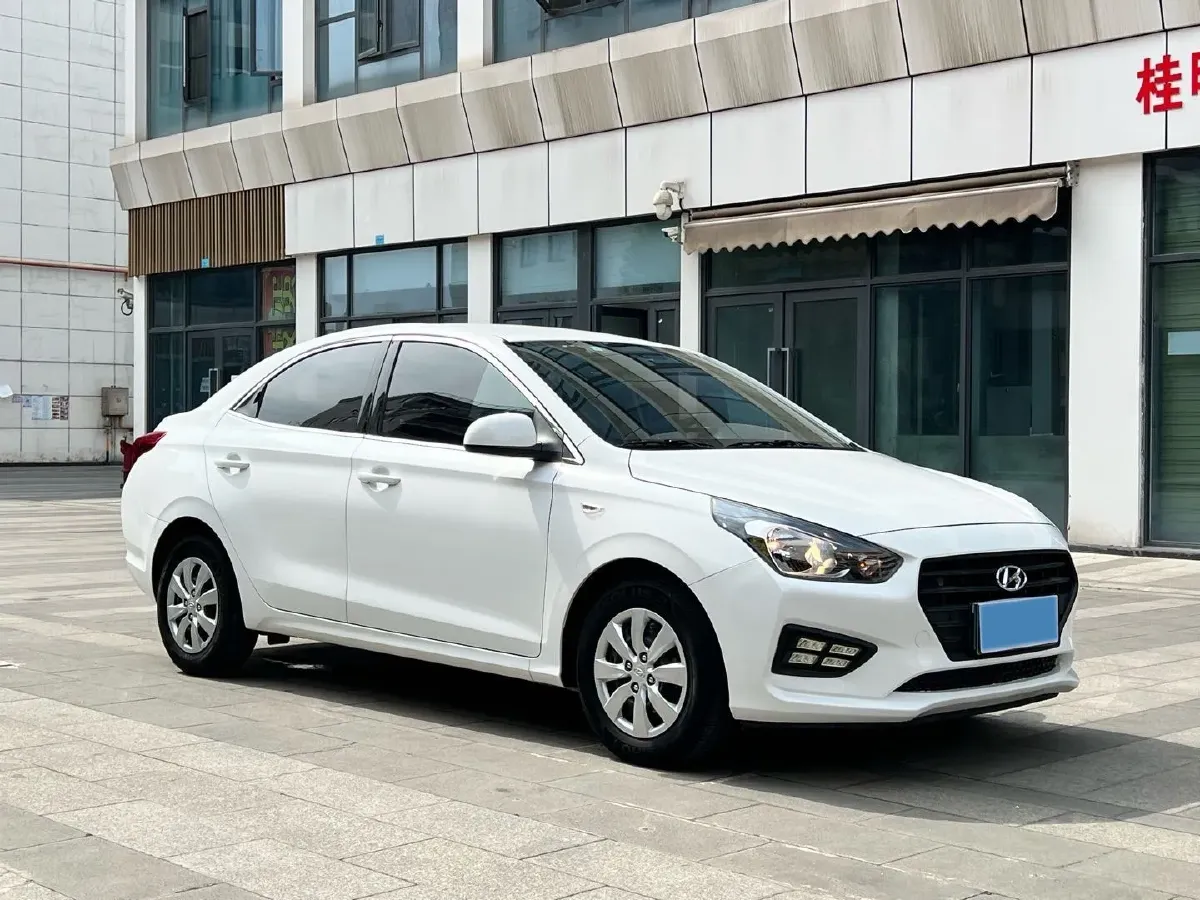 2017 Hyundai Reina 1.4L 95HP L4 5MT,autocango,china used car exporter,china ev exporter,chinese used car exporter,chinese used ev exporter
