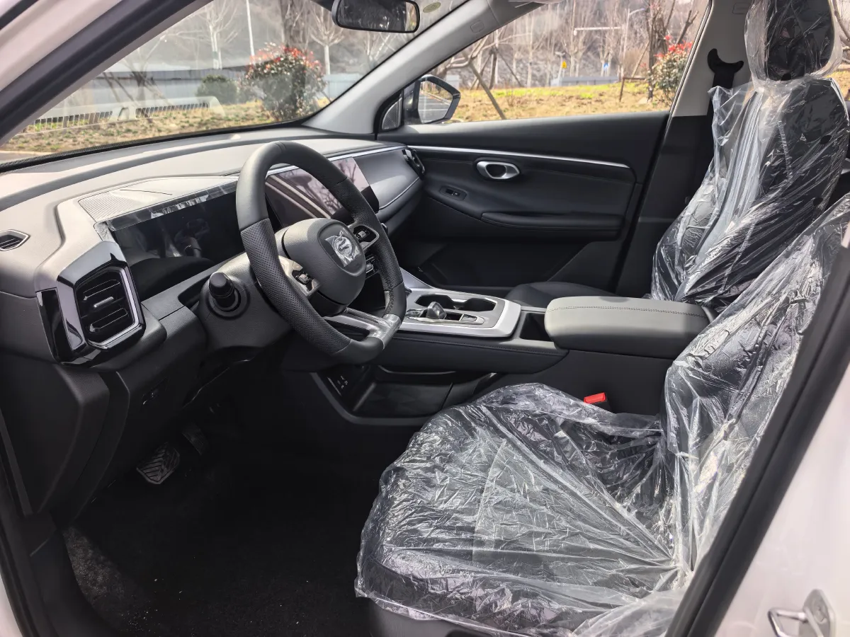 2026 GAC Trumpchi GS3 1.5T 177HP L4 7DCT,autocango,china used car exporter,china ev exporter,chinese used car exporter,chinese used ev exporter