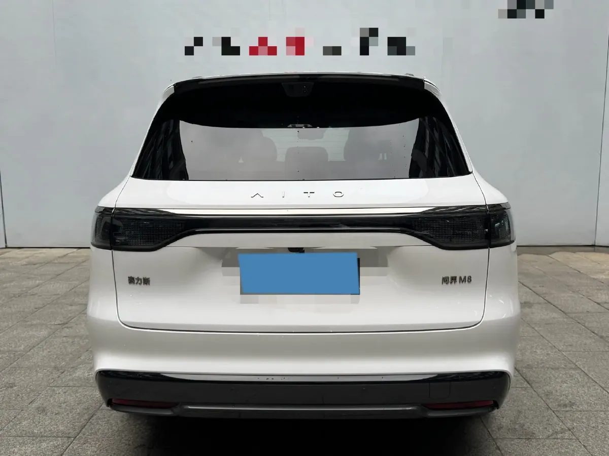 2025 AITO AITO M8 REEV 160HP REEV 53.4KWH,autocango,china used car exporter,china ev exporter,chinese used car exporter,chinese used ev exporter