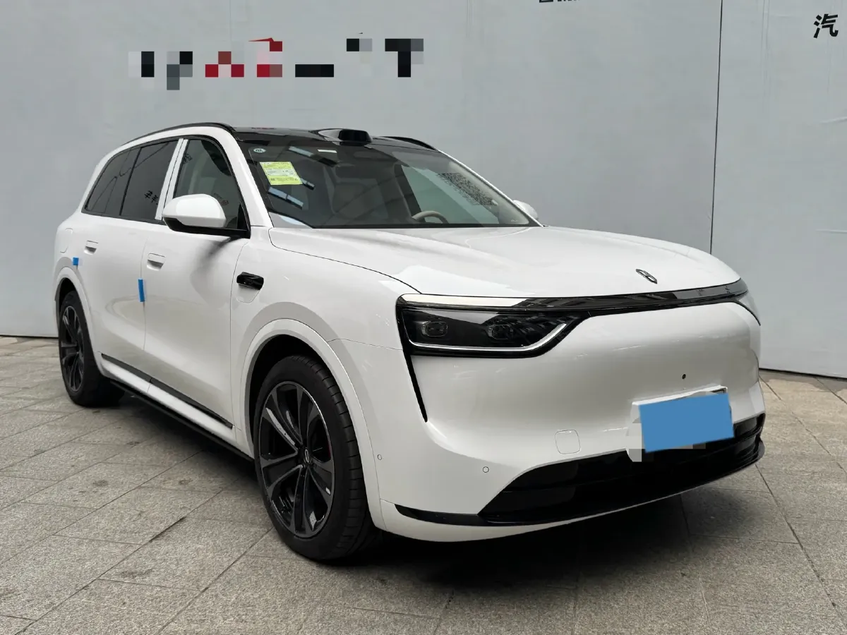 2025 AITO AITO M8 REEV 160HP REEV 53.4KWH,autocango,china used car exporter,china ev exporter,chinese used car exporter,chinese used ev exporter