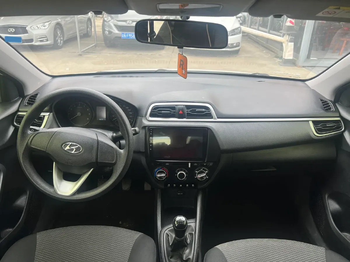 2017 Hyundai Reina 1.4L 95HP L4 5MT,autocango,china used car exporter,china ev exporter,chinese used car exporter,chinese used ev exporter