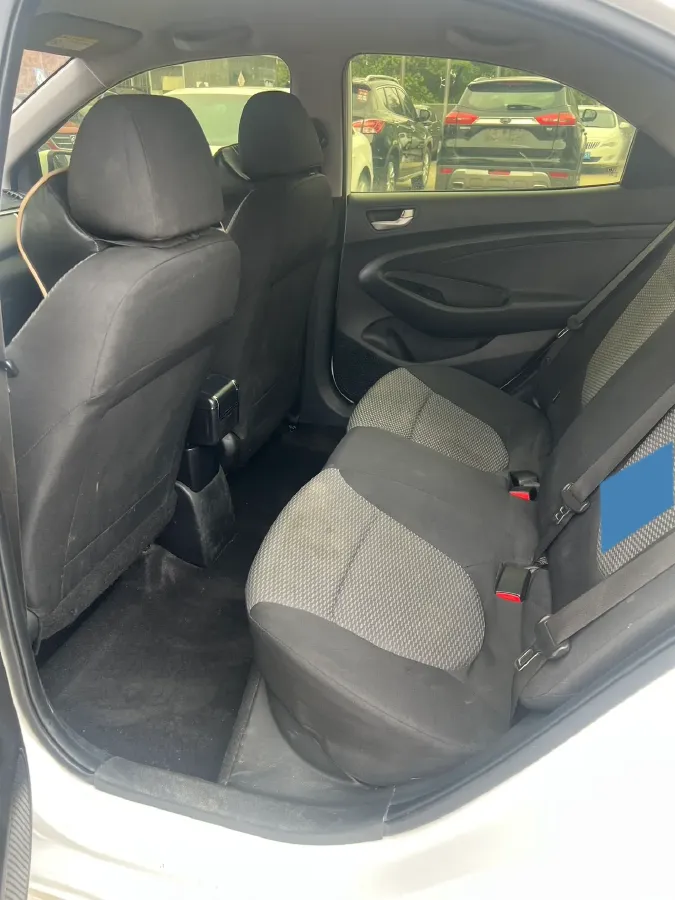 2017 Hyundai Reina 1.4L 95HP L4 5MT,autocango,china used car exporter,china ev exporter,chinese used car exporter,chinese used ev exporter