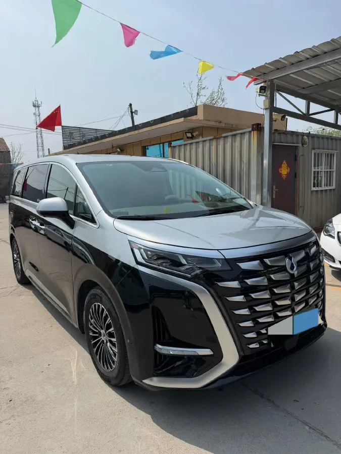 2022 Mercedes-Benz GLC Class 2.0T 197HP L4 9AT,autocango,china used car exporter,china ev exporter,chinese used car exporter,chinese used ev exporter