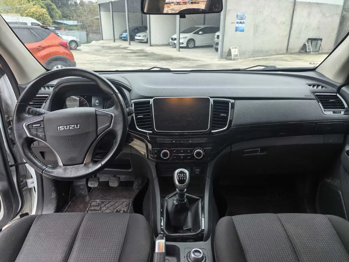 2020 Isuzu LingTuo 2.5T 150HP L4 6MT,autocango,china used car exporter,china ev exporter,chinese used car exporter,chinese used ev exporter