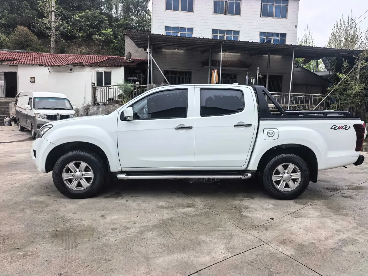 2020 Isuzu LingTuo 2.5T 150HP L4 6MT,autocango,china used car exporter,china ev exporter,chinese used car exporter,chinese used ev exporter