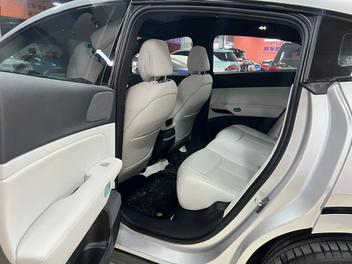 2023 Xpeng G6 BEV 66KWH,autocango,china used car exporter,china ev exporter,chinese used car exporter,chinese used ev exporter