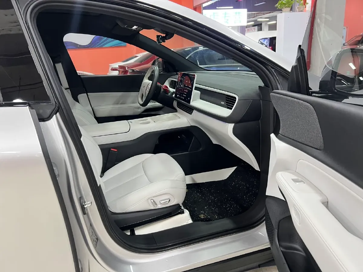2023 Xpeng G6 BEV 66KWH,autocango,china used car exporter,china ev exporter,chinese used car exporter,chinese used ev exporter