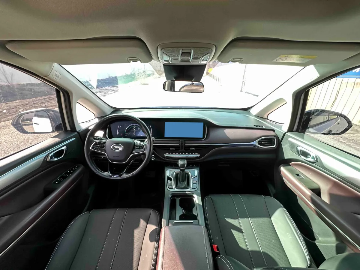 2021 GAC Trumpchi M6 1.5T 169HP L4 7DCT,autocango,china used car exporter,china ev exporter,chinese used car exporter,chinese used ev exporter