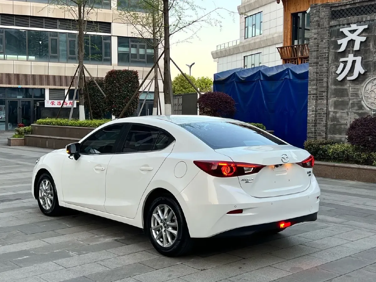 2017 Mazda 3 Axela 1.5L 117HP L4 6MT,autocango,china used car exporter,china ev exporter,chinese used car exporter,chinese used ev exporter