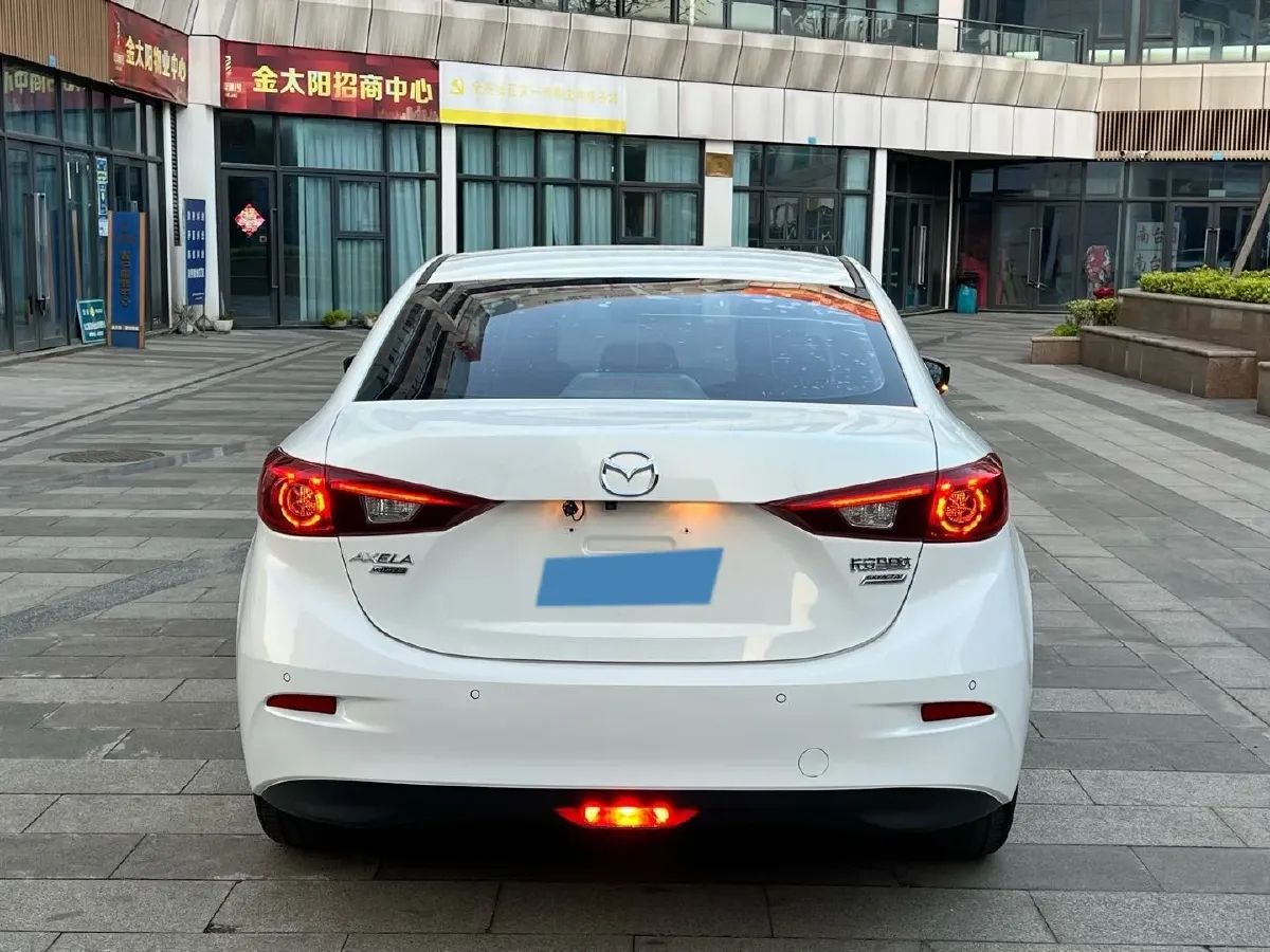 2017 Mazda 3 Axela 1.5L 117HP L4 6MT,autocango,china used car exporter,china ev exporter,chinese used car exporter,chinese used ev exporter
