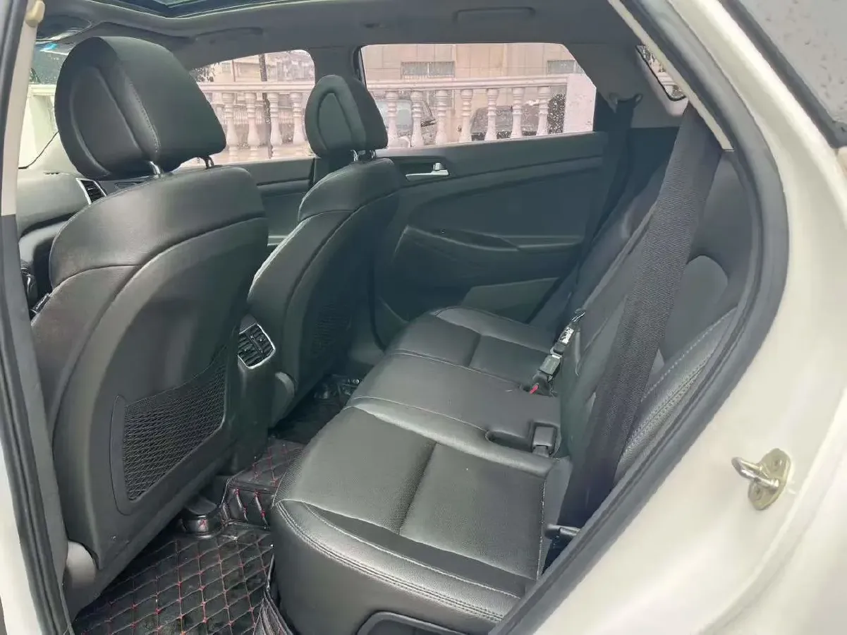 2018 Hyundai Tucson 1.6T 177HP L4 7DCT,autocango,china used car exporter,china ev exporter,chinese used car exporter,chinese used ev exporter