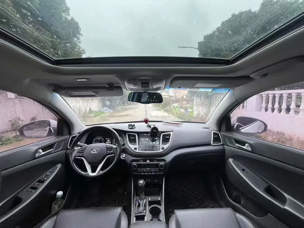 2018 Hyundai Tucson 1.6T 177HP L4 7DCT,autocango,china used car exporter,china ev exporter,chinese used car exporter,chinese used ev exporter