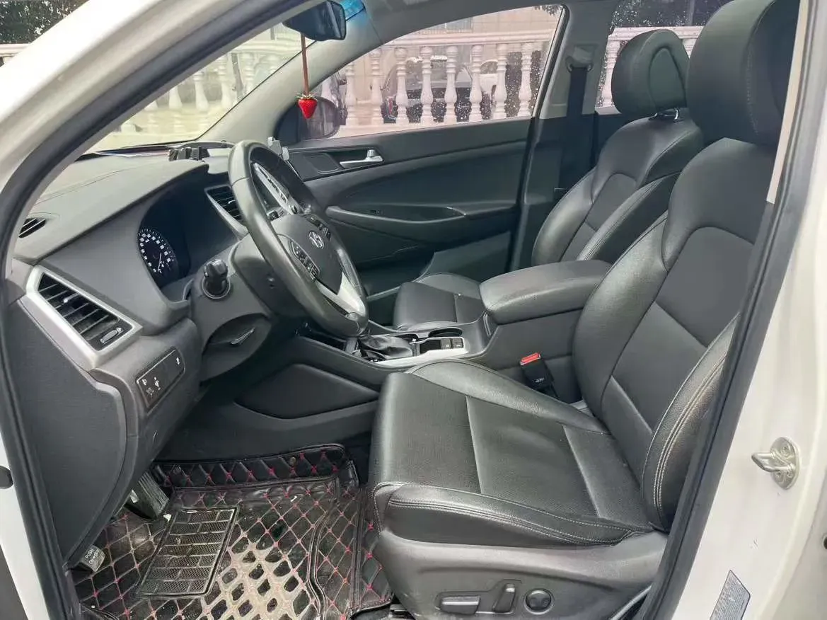 2018 Hyundai Tucson 1.6T 177HP L4 7DCT,autocango,china used car exporter,china ev exporter,chinese used car exporter,chinese used ev exporter