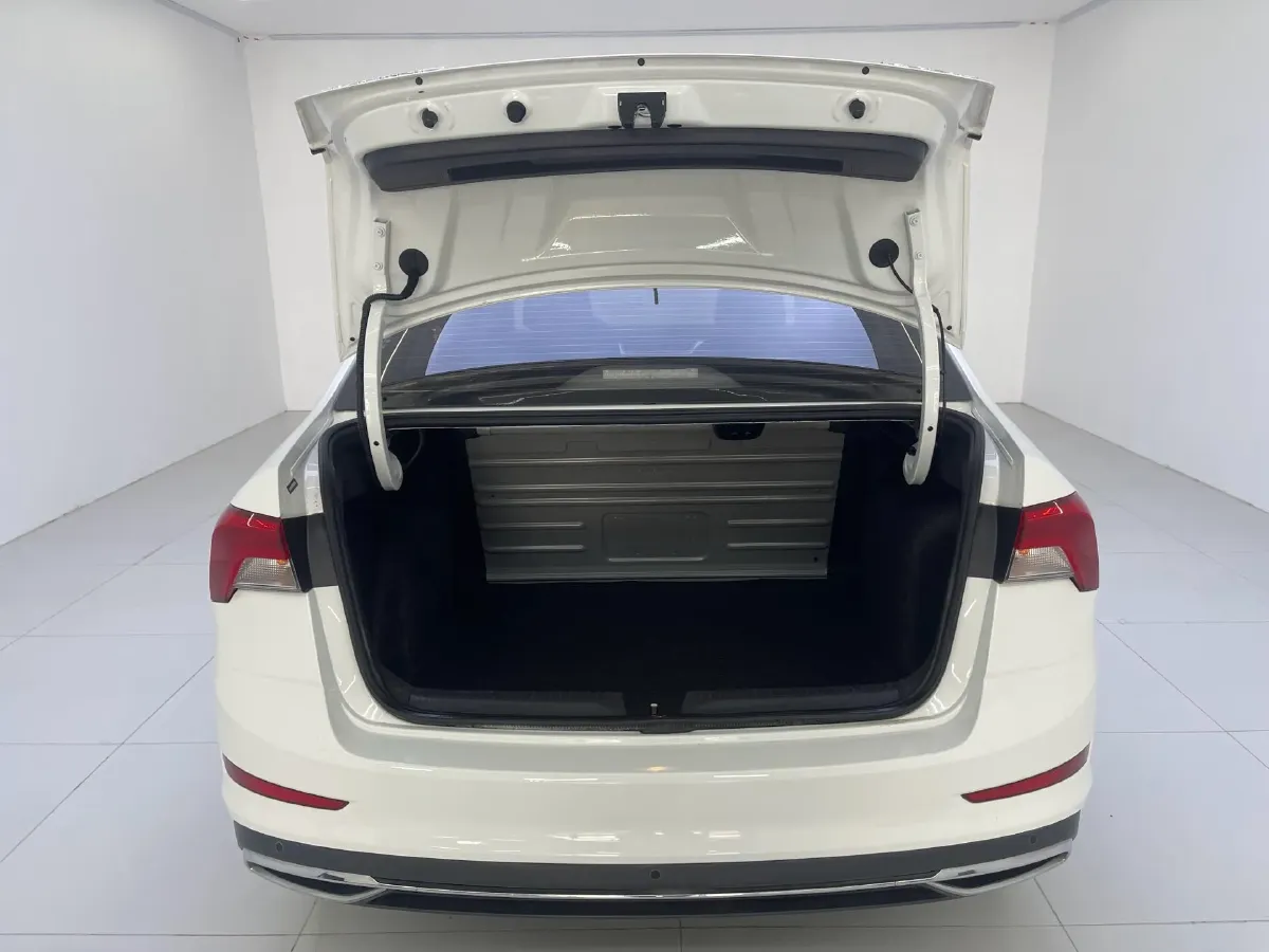 2020 DongFeng Aeolus YiXuan 1.5T 150HP L4 6DCT,autocango,china used car exporter,china ev exporter,chinese used car exporter,chinese used ev exporter