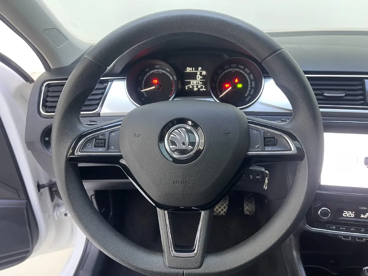 2020 DongFeng Aeolus YiXuan 1.5T 150HP L4 6DCT,autocango,china used car exporter,china ev exporter,chinese used car exporter,chinese used ev exporter