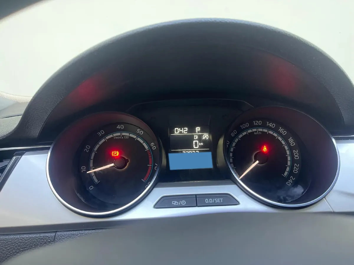 2020 DongFeng Aeolus YiXuan 1.5T 150HP L4 6DCT,autocango,china used car exporter,china ev exporter,chinese used car exporter,chinese used ev exporter