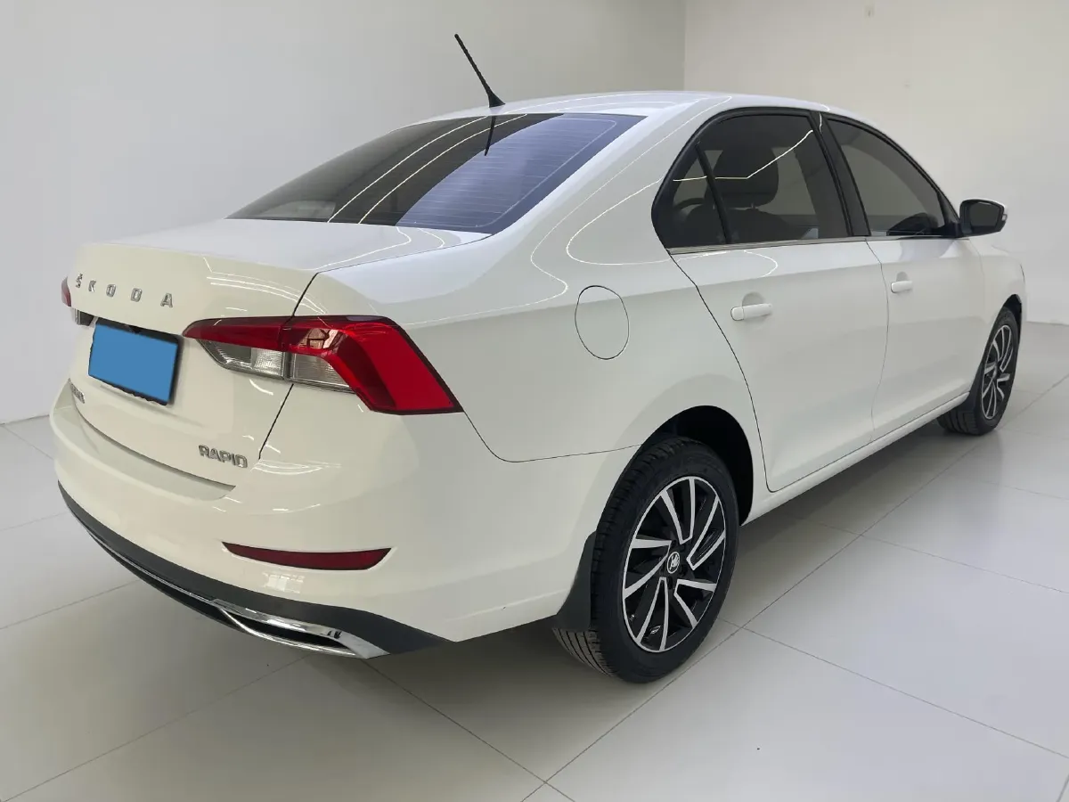 2020 DongFeng Aeolus YiXuan 1.5T 150HP L4 6DCT,autocango,china used car exporter,china ev exporter,chinese used car exporter,chinese used ev exporter