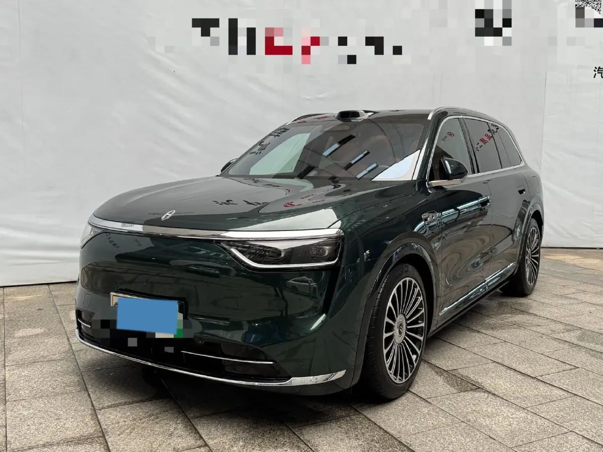 2025 AITO AITO M8 REEV 160HP REEV 53.4KWH,autocango,china used car exporter,china ev exporter,chinese used car exporter,chinese used ev exporter
