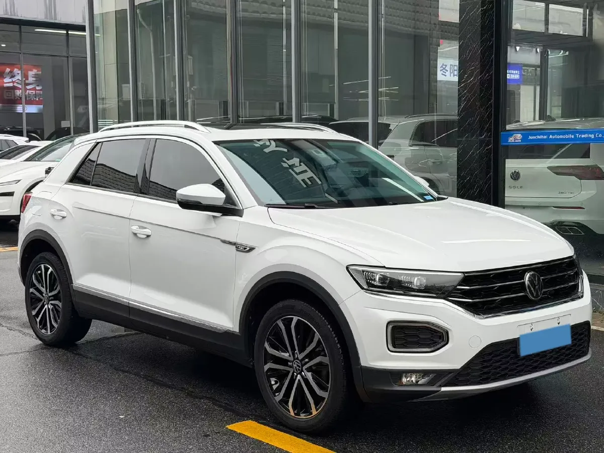 2021 Volkswagen T-Roc 1.4T 150HP L4 7DCT,autocango,china used car exporter,china ev exporter,chinese used car exporter,chinese used ev exporter
