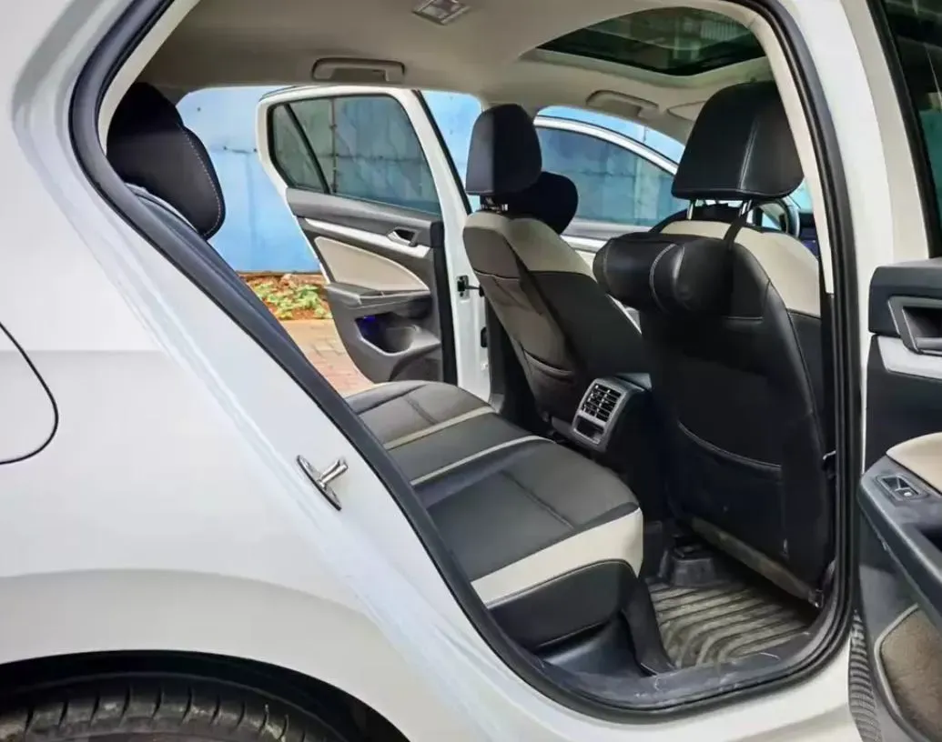 2021 Volkswagen Golf 1.4T 150HP L4 7DCT,autocango,china used car exporter,china ev exporter,chinese used car exporter,chinese used ev exporter