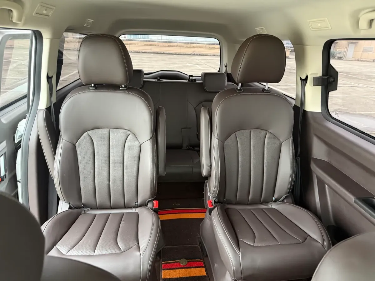 2023 BAW RuiSheng Trump M7 2.0L 144HP L4 8AT,autocango,china used car exporter,china ev exporter,chinese used car exporter,chinese used ev exporter