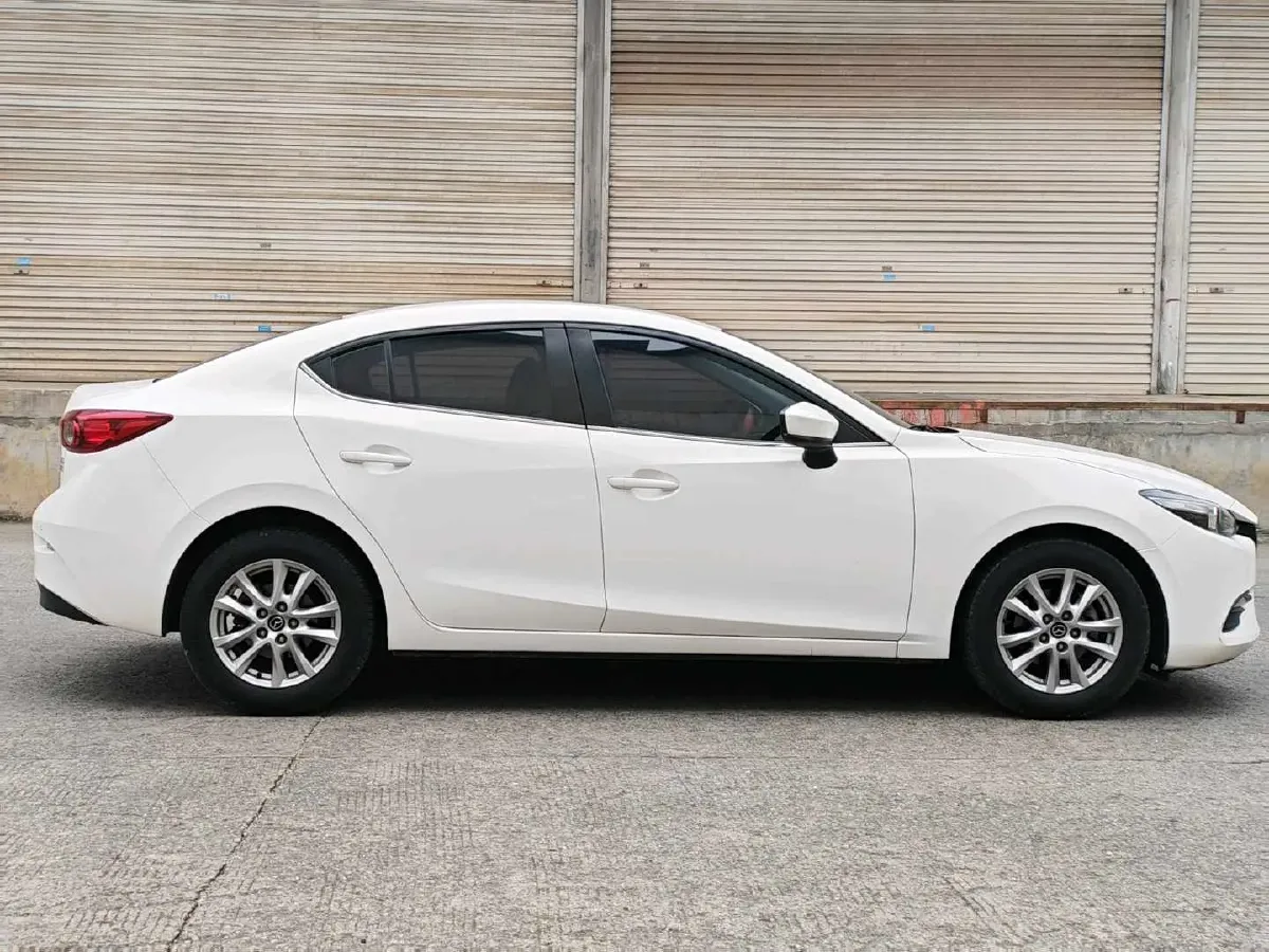 2017 Mazda 3 Axela 1.5L 117HP L4 6AT,autocango,china used car exporter,china ev exporter,chinese used car exporter,chinese used ev exporter