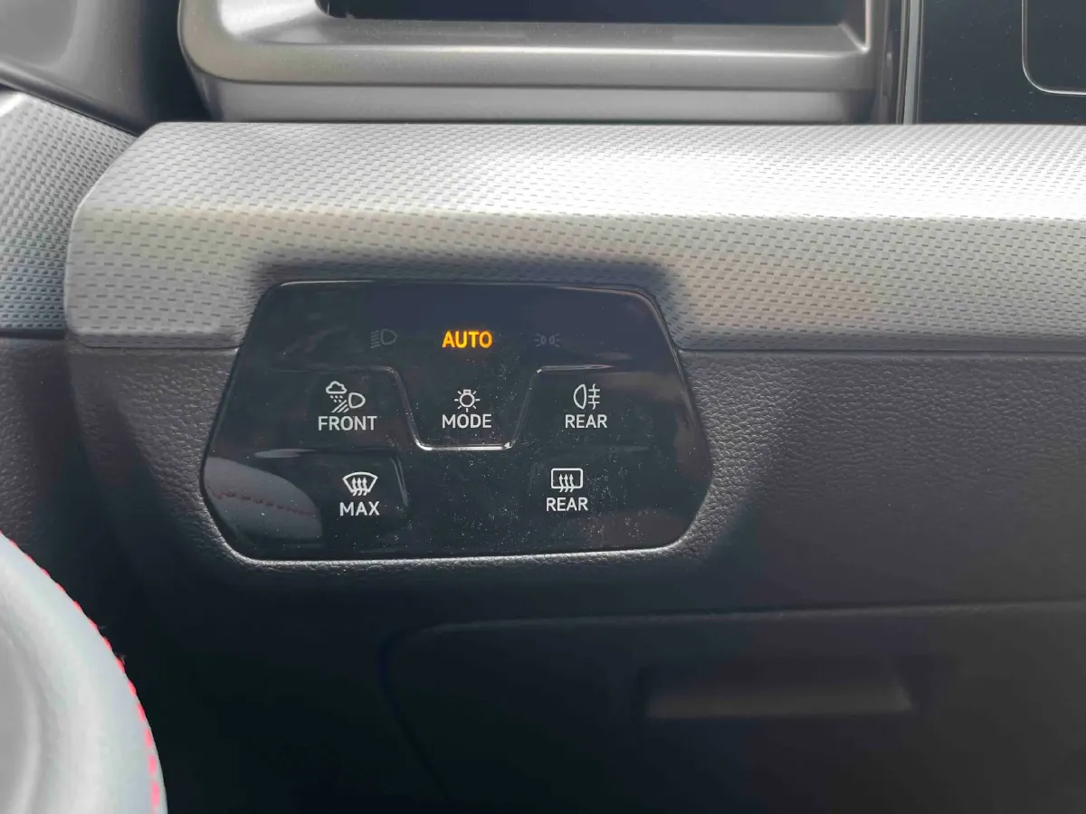 2022 Jetour DASHING i-DM 1.5T 156HP L4 3DHT PHEV 19.27KWH,autocango,china used car exporter,china ev exporter,chinese used car exporter,chinese used ev exporter