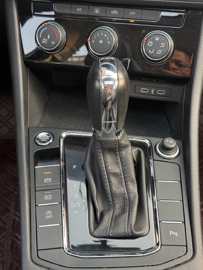 2023 Volkswagen Bora 1.2T 116HP L4 7DCT,autocango,china used car exporter,china ev exporter,chinese used car exporter,chinese used ev exporter