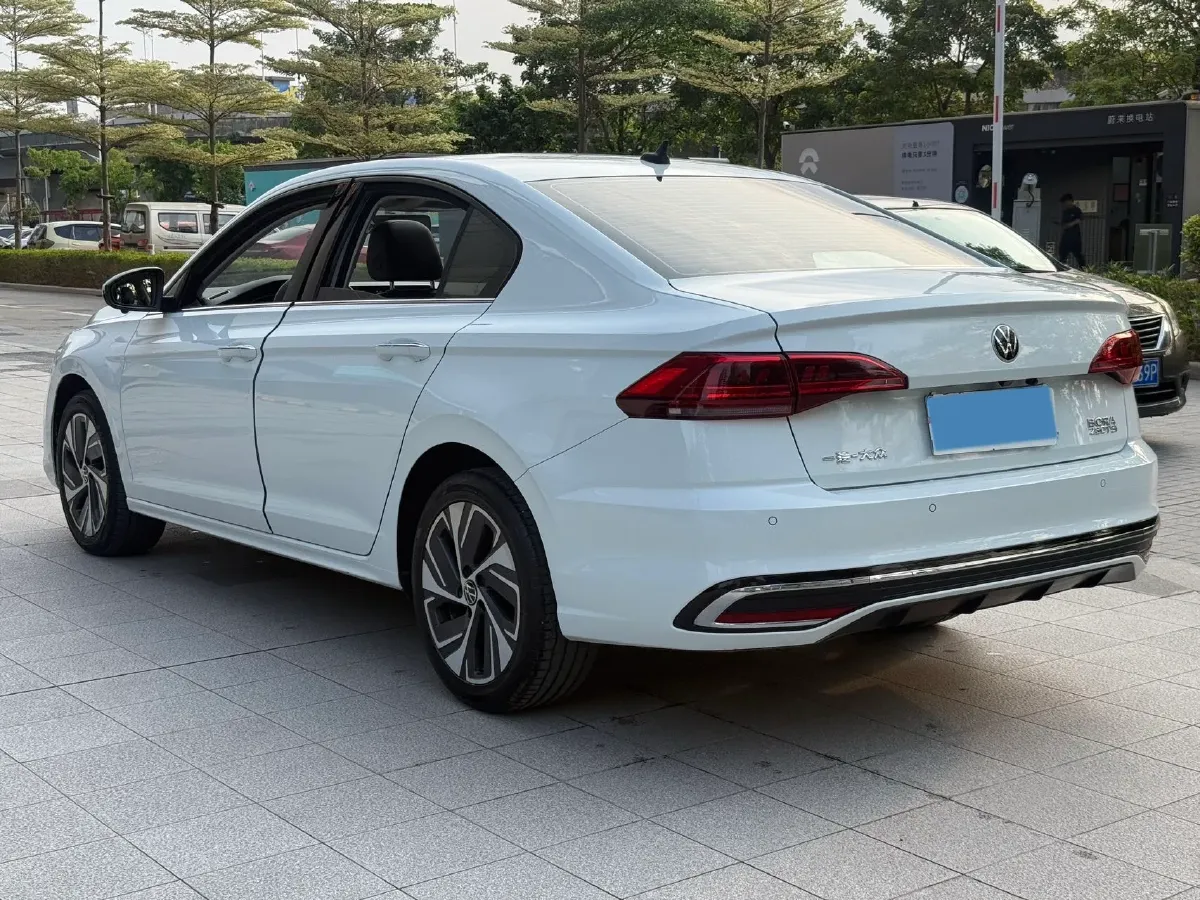2023 Volkswagen Bora 1.2T 116HP L4 7DCT,autocango,china used car exporter,china ev exporter,chinese used car exporter,chinese used ev exporter