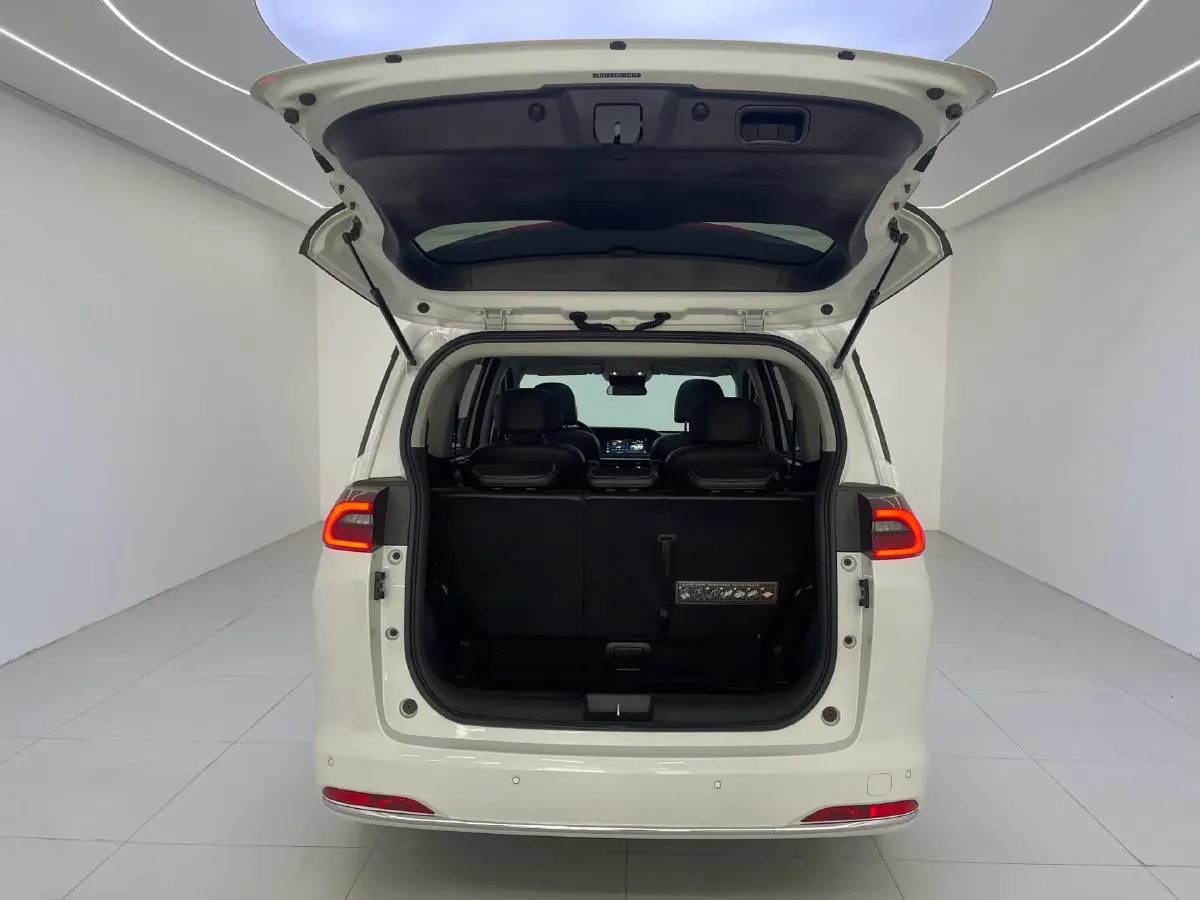 2021 GAC Trumpchi M6 1.5T 169HP L4 7DCT,autocango,china used car exporter,china ev exporter,chinese used car exporter,chinese used ev exporter