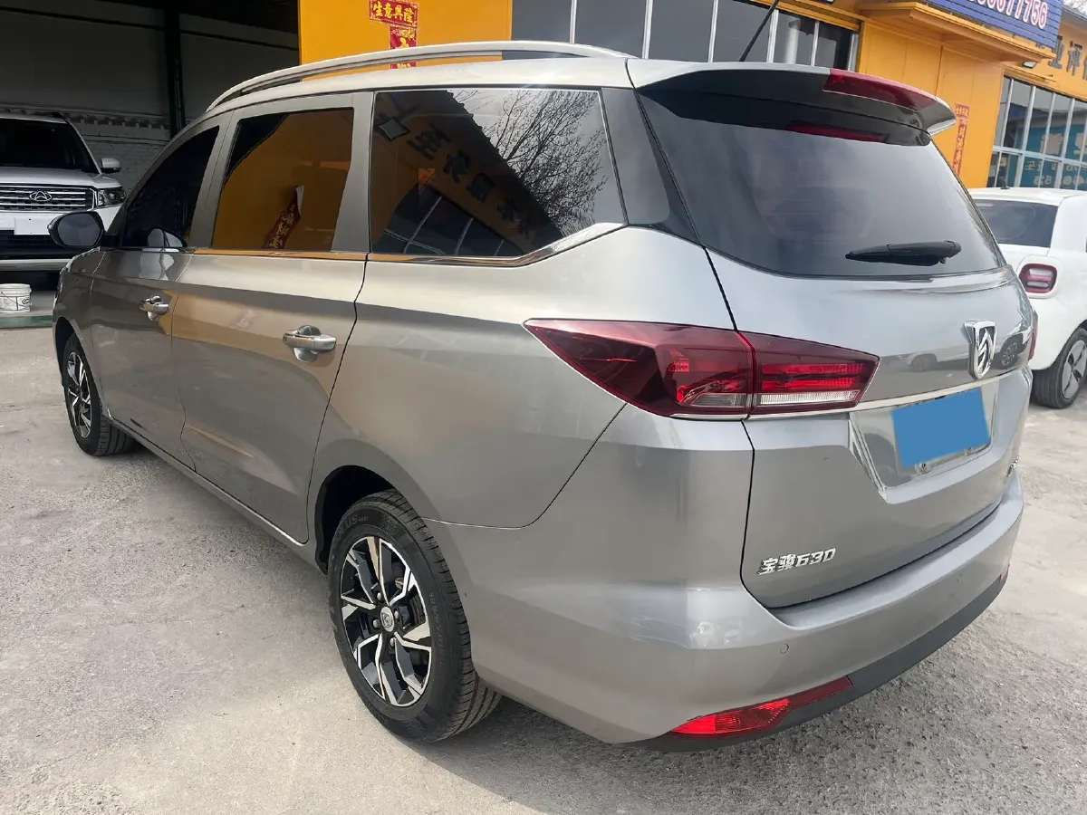 2018 BaoJun 360 1.5L 112HP L4 6MT,autocango,china used car exporter,china ev exporter,chinese used car exporter,chinese used ev exporter