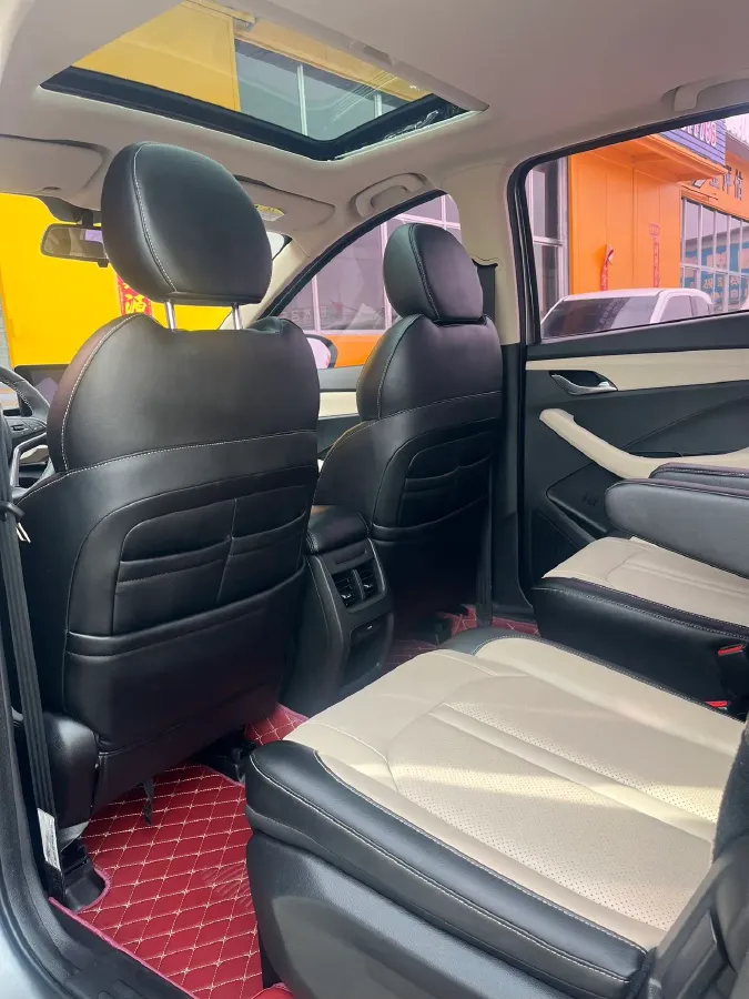 2018 BaoJun 360 1.5L 112HP L4 6MT,autocango,china used car exporter,china ev exporter,chinese used car exporter,chinese used ev exporter