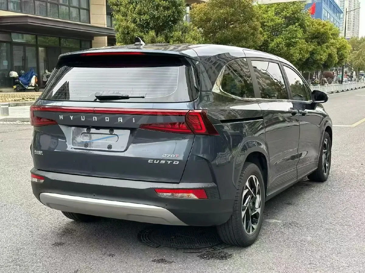 2021 Hyundai Custo 1.5T 170HP L4 8AT,autocango,china used car exporter,china ev exporter,chinese used car exporter,chinese used ev exporter