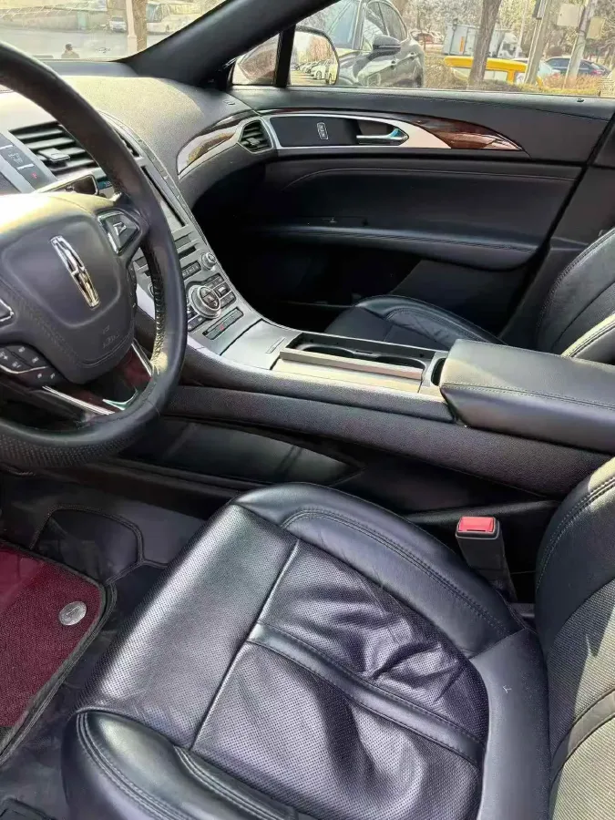 2017 Lincoln MKC 2.0T 203HP L4 6AT,autocango,china used car exporter,china ev exporter,chinese used car exporter,chinese used ev exporter