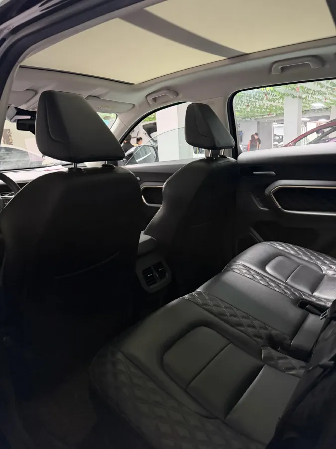 2020 Haval H6 2.0T 224HP L4 7DCT,autocango,china used car exporter,china ev exporter,chinese used car exporter,chinese used ev exporter