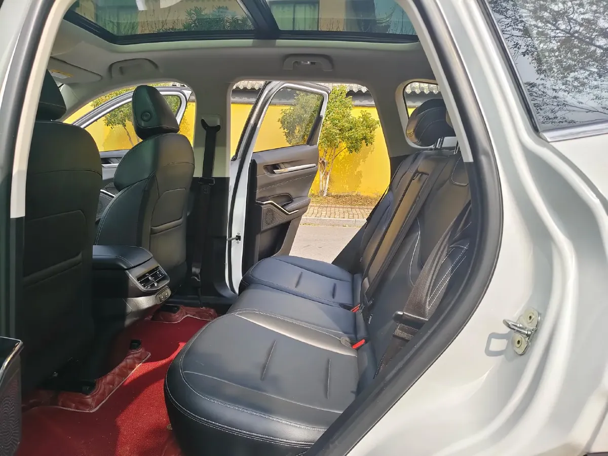 2021 Haval H6 1.5T 169HP L4 7DCT,autocango,china used car exporter,china ev exporter,chinese used car exporter,chinese used ev exporter