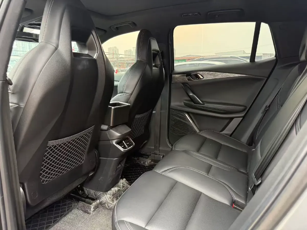 2020 LYNK&CO 06 1.5T 177HP L3 7DCT,autocango,china used car exporter,china ev exporter,chinese used car exporter,chinese used ev exporter