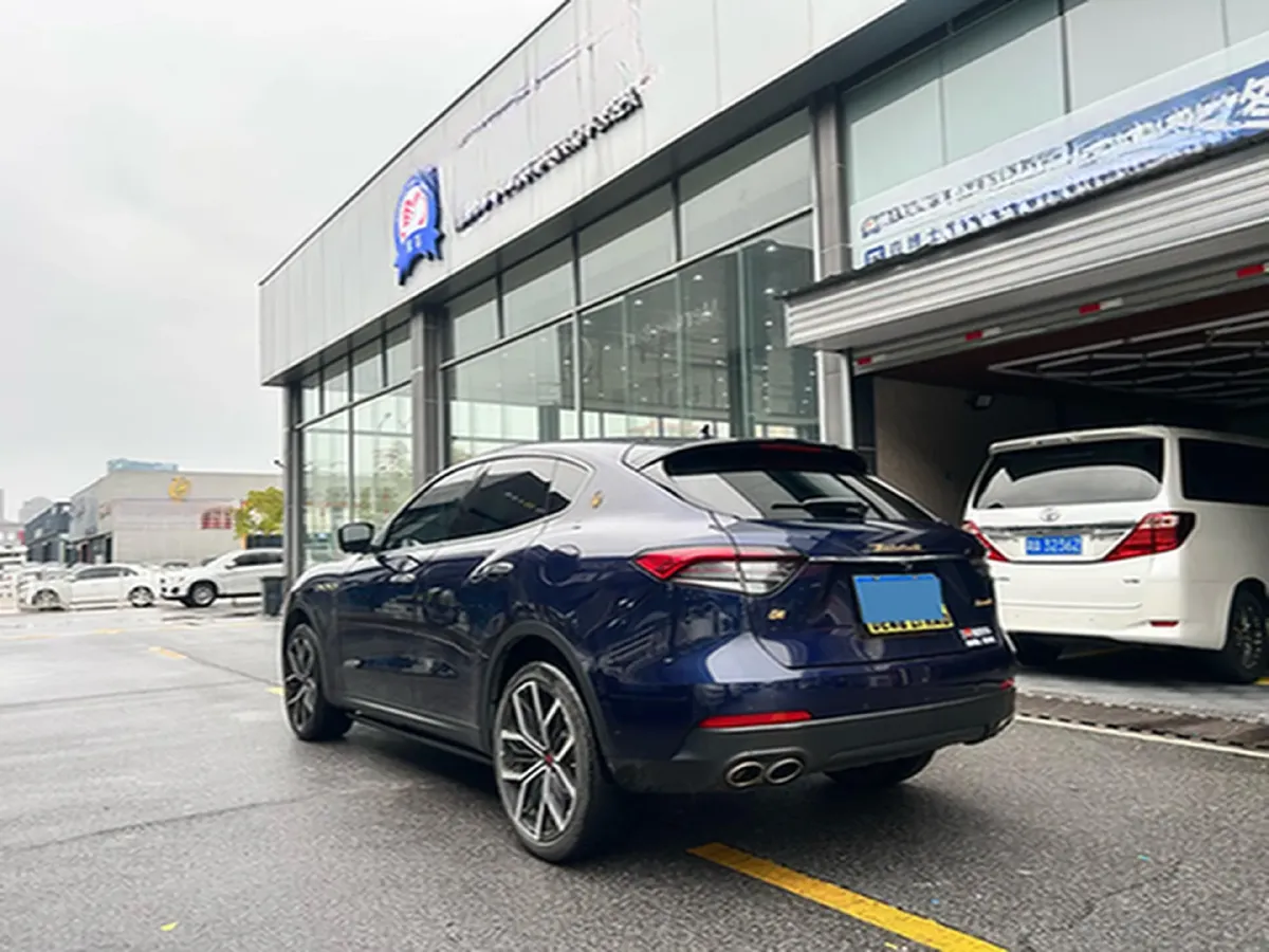2021 Maserati Levante 3.0T 350HP V6 8AT,autocango,china used car exporter,china ev exporter,chinese used car exporter,chinese used ev exporter