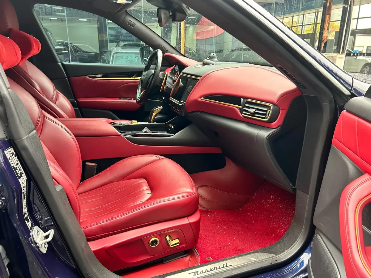 2021 Maserati Levante 3.0T 350HP V6 8AT,autocango,china used car exporter,china ev exporter,chinese used car exporter,chinese used ev exporter