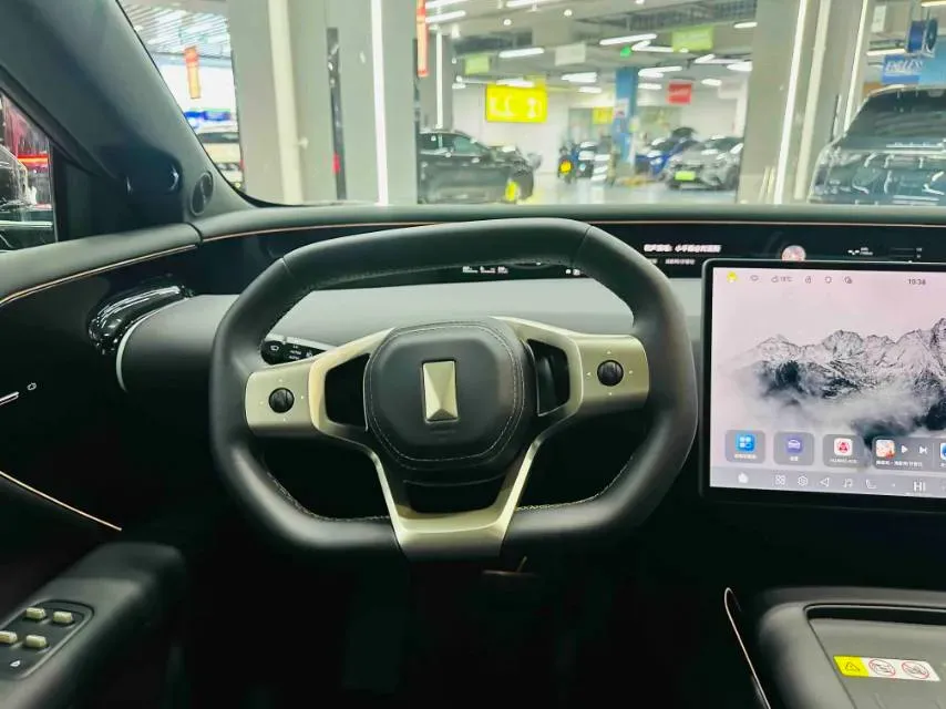 2026 Avatr 07 BEV,autocango,china used car exporter,china ev exporter,chinese used car exporter,chinese used ev exporter