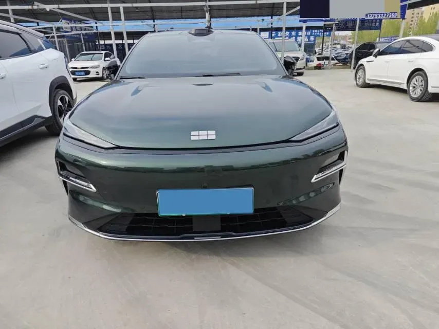 2025 Geely Galaxy Starshine 8 1.5T 163HP L4 3DHT PHEV 27.69KWH,autocango,china used car exporter,china ev exporter,chinese used car exporter,chinese used ev exporter