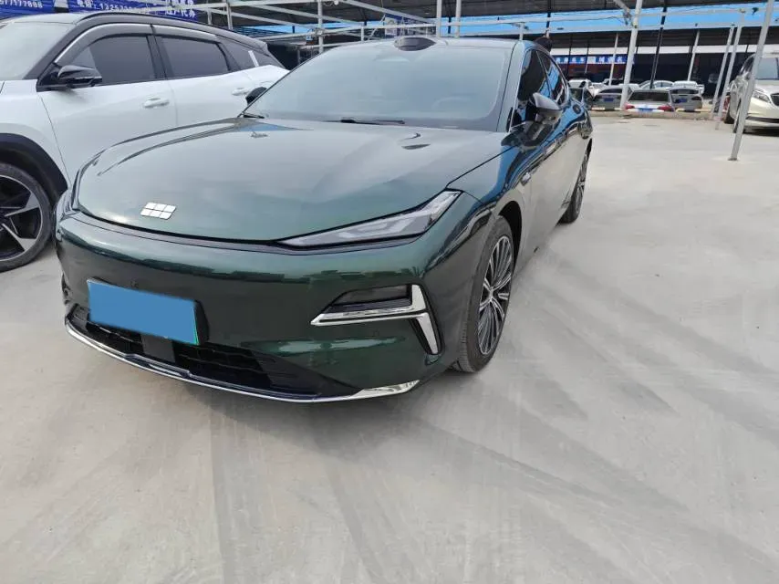 2025 Geely Galaxy Starshine 8 1.5T 163HP L4 3DHT PHEV 27.69KWH,autocango,china used car exporter,china ev exporter,chinese used car exporter,chinese used ev exporter