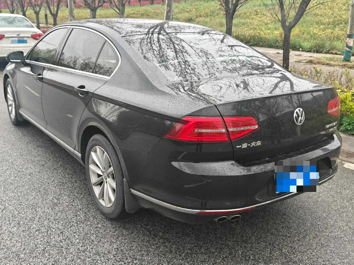 2018 Volkswagen Magotan 1.8T 180HP L4 7DCT,autocango,china used car exporter,china ev exporter,chinese used car exporter,chinese used ev exporter