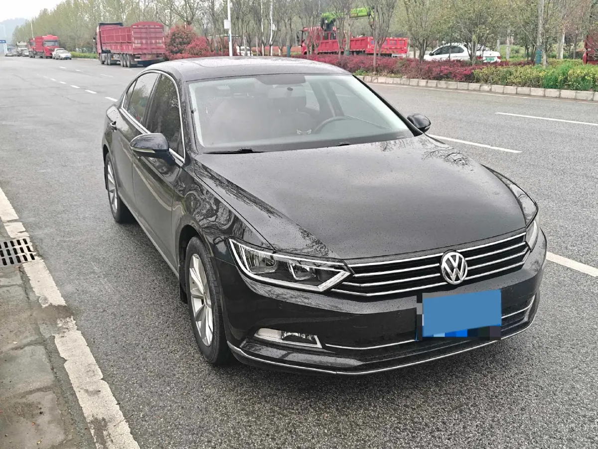 2018 Volkswagen Magotan 1.8T 180HP L4 7DCT,autocango,china used car exporter,china ev exporter,chinese used car exporter,chinese used ev exporter