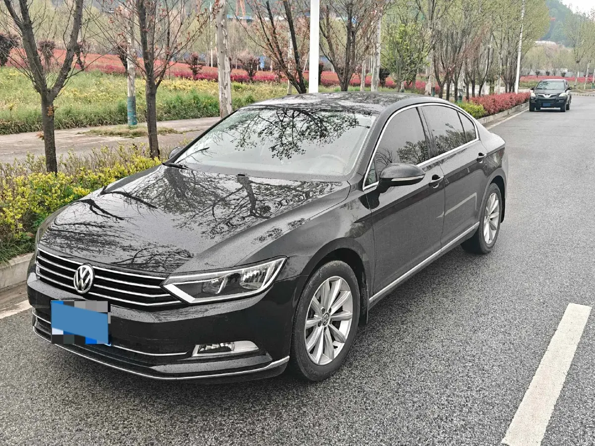 2018 Volkswagen Magotan 1.8T 180HP L4 7DCT,autocango,china used car exporter,china ev exporter,chinese used car exporter,chinese used ev exporter