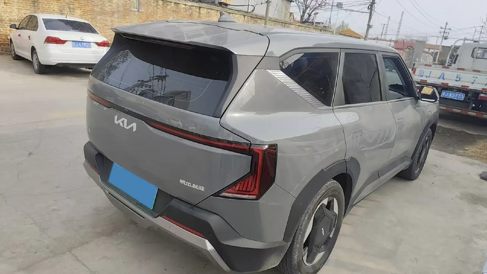 2024 Kia EV5 BEV 64.2KWH,autocango,china used car exporter,china ev exporter,chinese used car exporter,chinese used ev exporter