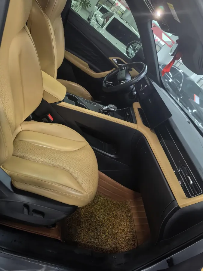 2023 Roewe RX5 1.5T 188HP L4 7DCT,autocango,china used car exporter,china ev exporter,chinese used car exporter,chinese used ev exporter