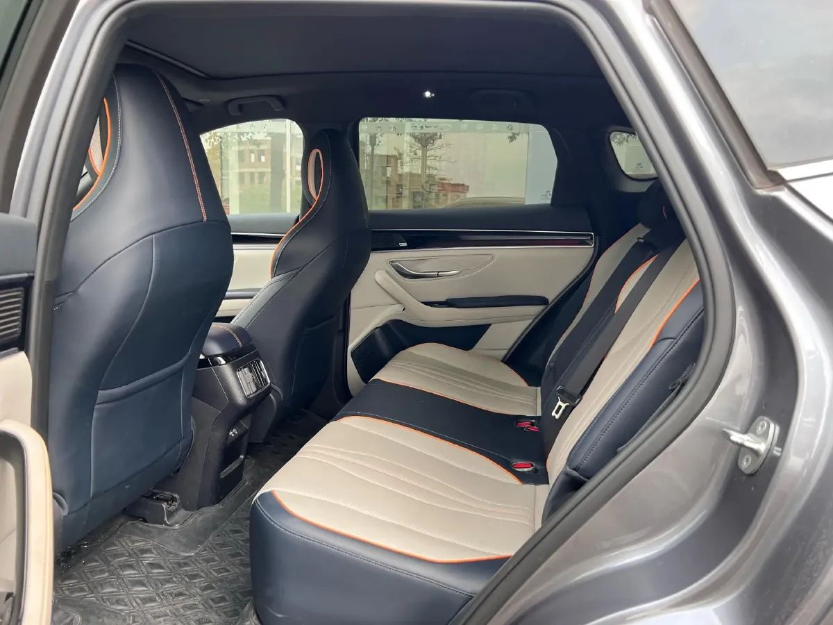 2021 Geely JiaJi 1.5T 177HP L3 7DCT PHEV 11.3KWH,autocango,china used car exporter,china ev exporter,chinese used car exporter,chinese used ev exporter