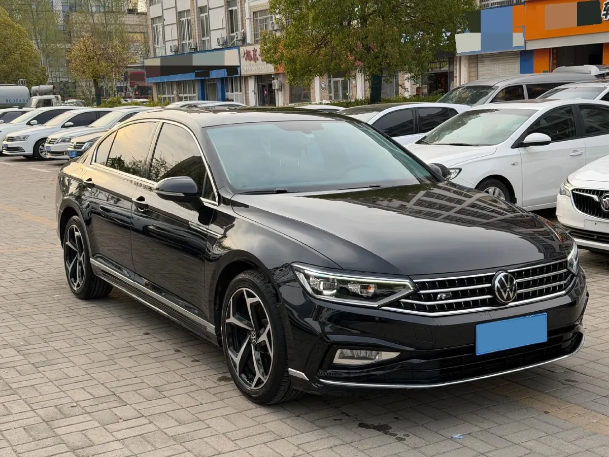 2023 Volkswagen Magotan 2.0T 186HP L4 7DCT,autocango,china used car exporter,china ev exporter,chinese used car exporter,chinese used ev exporter
